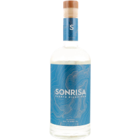 Sonrisa Platino Rum