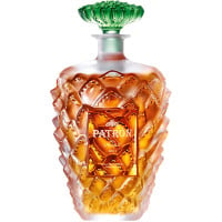 Patrón en Lalique Serie 3 Extra Añejo Tequila