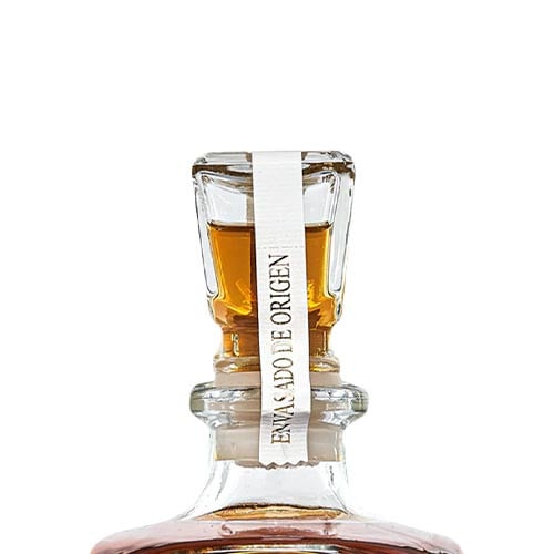 Cava de Oro Extra Añejo Tequila: Buy Now | Caskers Cava de Oro Extra Añejo Tequila: Buy Now | Caskers